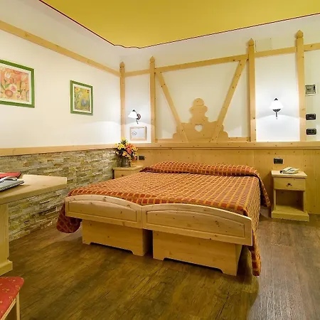 Adamello Hotel