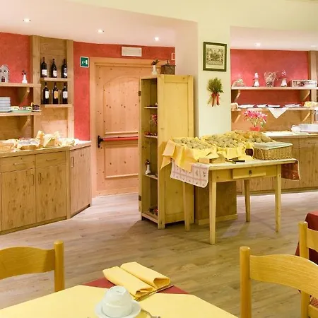 Hotel Adamello