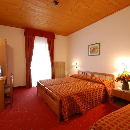 Hotel Adamello